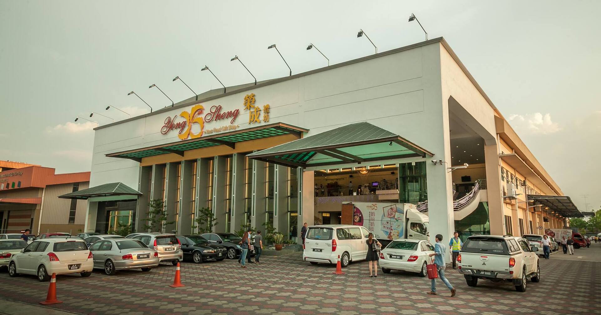 🌟 Kiwanis Club of Muar – 15th Anniversary Charity Gala 🌟